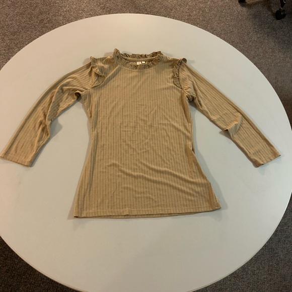 Hayden LA Ruffled Women’s Blouse - Picture 2 of 4